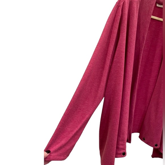 LOGO By Lori Goldstein Draped Throw Cardigan With Stud Detail. Pink 2X - Picture 5 of 12